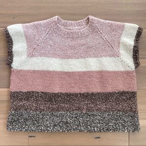 100% Merino wool crop sweater, Handmade. Size S.